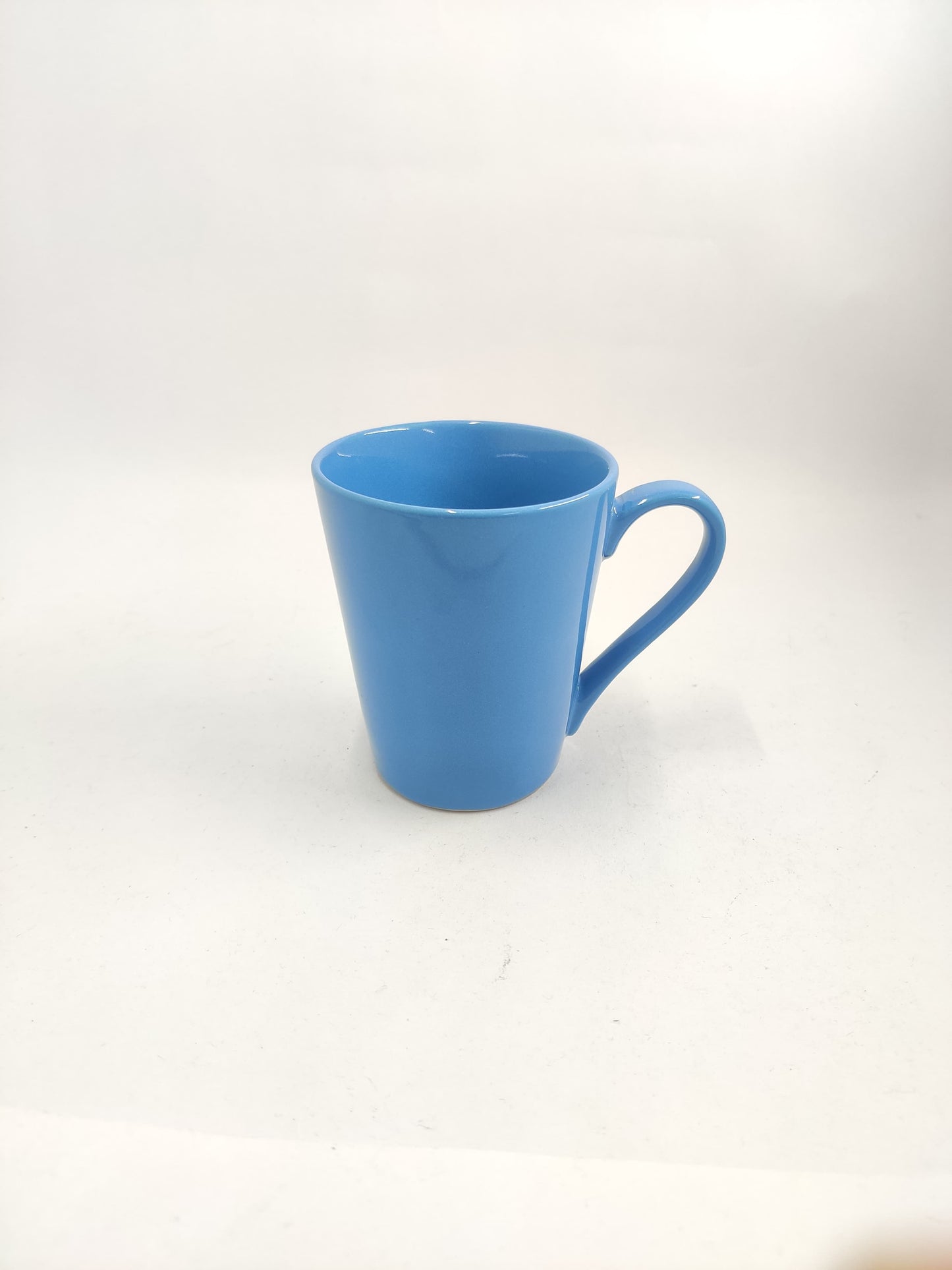 Caneca lisa bone china 340ml 4 cores