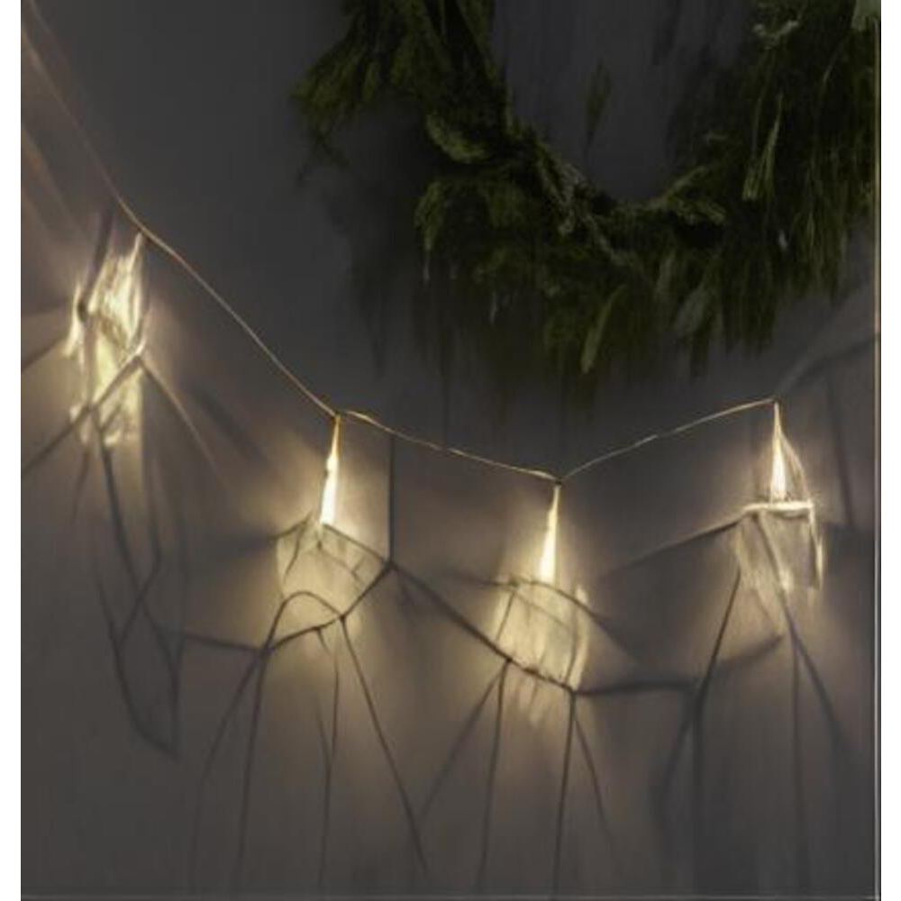 Medium diamond decorative string of lights